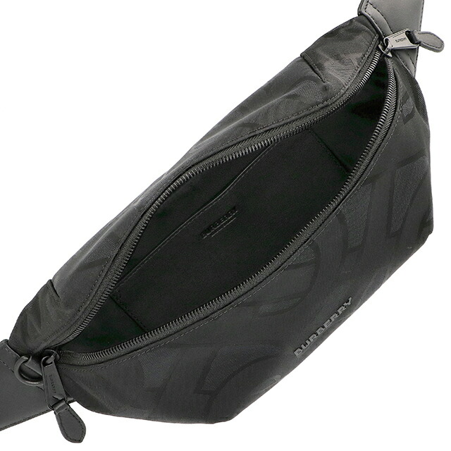 バーバリー ボディバッグ メンズ ブランド BURBERRY CHINA 8043707 A1189 ブラック 斜めがけ 軽量 小さめ ブランド 高級 おしゃれ プレゼント 男性 実用的 かっこいい