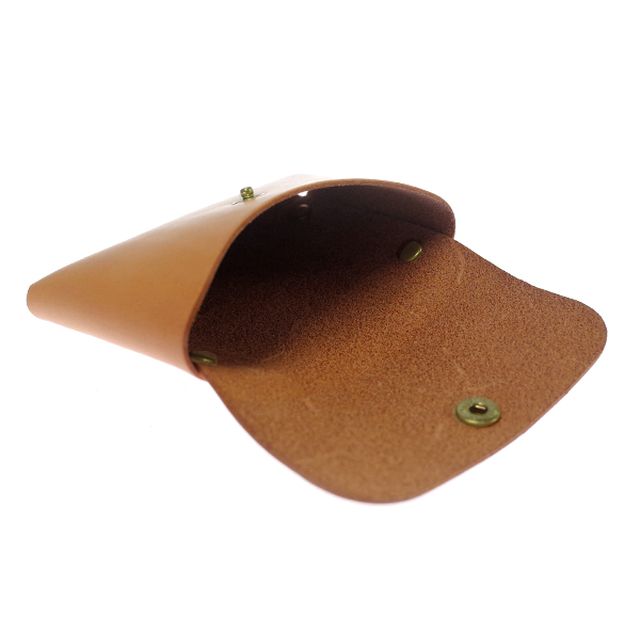 イルビゾンテ IL BISONTE カードケース メンズ レディース SCC032-PG0001-CA101 (C0855-P-145) キャメル 定期入れ ブランド 高級 おしゃれ プレゼント 実用的