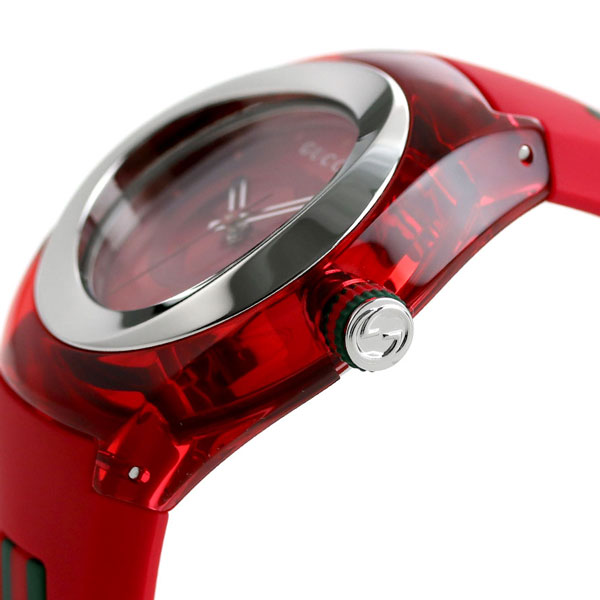 グッチ シンク 36mm レディース 腕時計 YA137303 GUCCI レッド 高級 ブランド おしゃれ 防水 軽い 華奢 かわいい プレゼント 女性 実用的