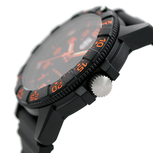 ルミノックス 0320シリーズ レザーバック シータートル ジャイアント 44mm 0329 LUMINOX メンズ 腕時計 ブラック 時計