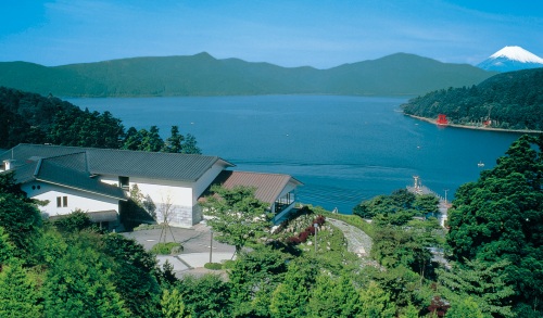 【神奈川】箱根 芦ノ湖 成川美術館　2名様入館≪ソフトドリンク付≫
