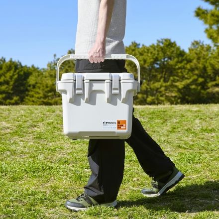 アイリスオーヤマ ＨＵＧＥＬ 真空断熱クーラーボックス 15Ｌ アッシュホワイト VITC-15