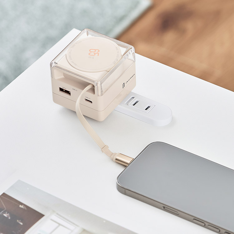 Life on Products ライフオンプロダクツ USB急速充電器 USB PD （パワーデリバリー）対応 65W コード巻取式 ベージュ LCAEA021