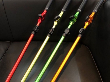 どこでも気軽にスイング練習オーサム ゴルフ ボディスルーネオン スイング 練習器具 ネオンオレンジ