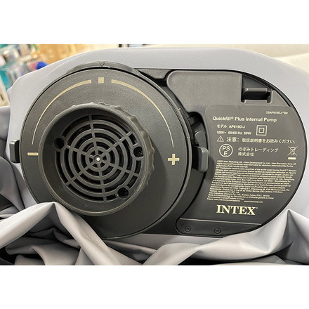電動エアーベッド クイーン INTEX 電動ポンプ内蔵 ピローレスト 快適な寝心地 耐久性 ファイバーテクニック構造