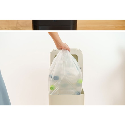 全自動スマートゴミ箱 ELBIN 30L 自動開閉 常時開閉 自動密封 自動セット 充電式 UVライト除菌 音声ガイド QUADS QS558BK アイボリー