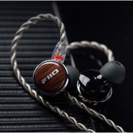 イヤホン FiiO イヤホン カナル型 FP3 FIO-IEM-FP3-W Walnut