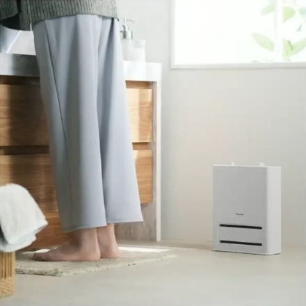 ファンヒーター パナソニック セラミックファンヒーター DS-FAS1200-W ウォームホワイト