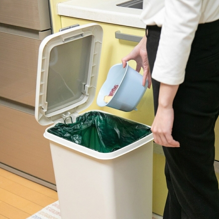 消臭袋 30L 80枚組 中サイズ 日本製 持ち手付 抗菌 消臭 ゴミ袋 柿渋エキス ポリフェノール 生ゴミ処理 オムツ ペット 透けにくい 厚手 丈夫