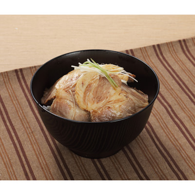 厳選した国産豚を熟成させたジューシーな味わい　手作り焼豚2本入り　焼豚屋本舗・石川県