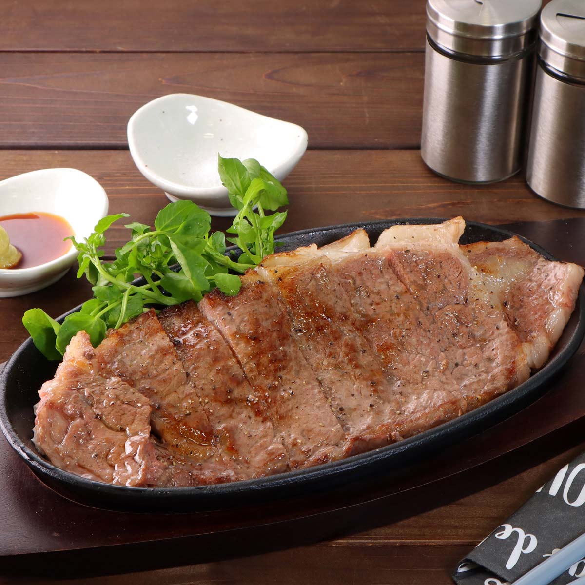 宮崎牛 厚切りステーキ AF-90 〔300g〕 牛肉