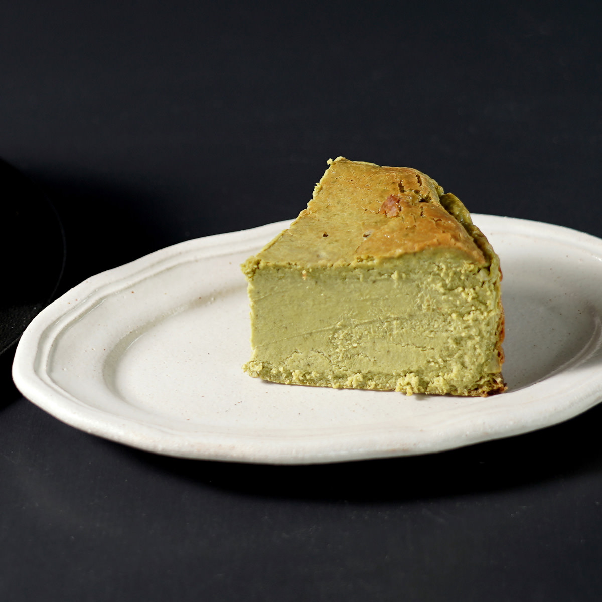 白金ベイクドチーズケーキ 抹茶〔4号(φ12cm)〕スイーツ 冷凍