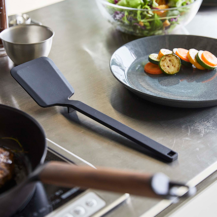 tower タワー シリコーンフライ返し ブラック 5192