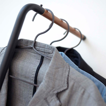 tower タワー スリムコートハンガー ブラック 7551