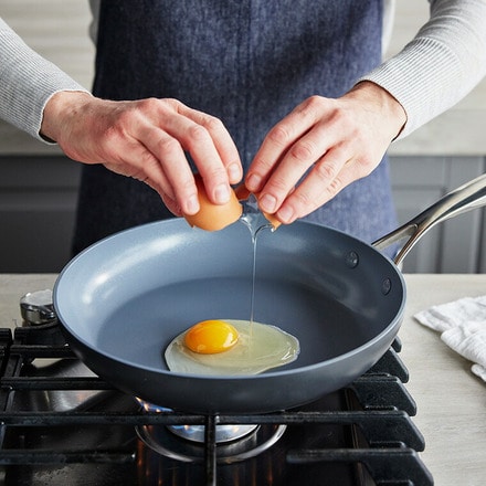 グリーンパン ヴェニスプロ フライパン 20cm CC000650-001 IH対応 ガス火対応 食洗機 オーブン使用可