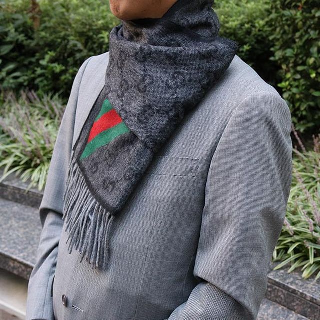 グッチ GUCCI マフラー GG柄 メンズ レディース 570603 3G200 1466 ブラック グレー