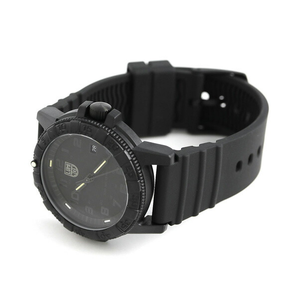 ルミノックス 0320シリーズ 腕時計 LUMINOX レザーバック シータートル ジャイアント 0321.BO 時計 ブランド おしゃれ 防水 文字盤 大きい プレゼント 男性 実用的