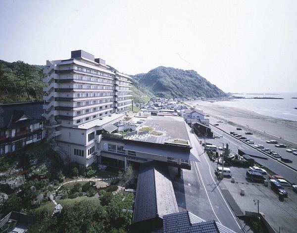 【山形】KAMEYA HOTEL 2名様 平休日1泊2食付