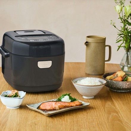 アイリスオーヤマ IHジャー炊飯器 3合 ブラック RC-IKB30-B