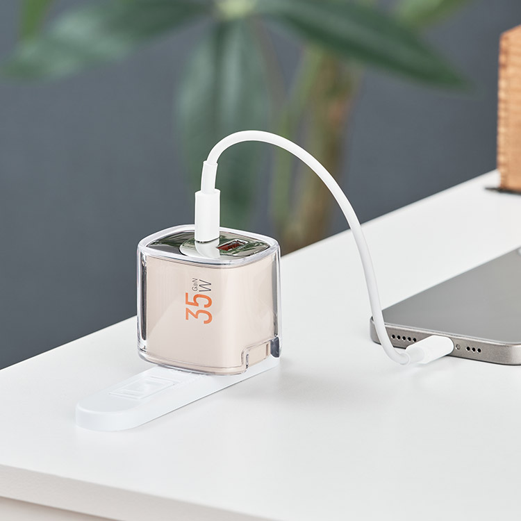 Life on Products ライフオンプロダクツ USB急速充電器 USB PD （パワーデリバリー）対応 35W ベージュ LCAEA017