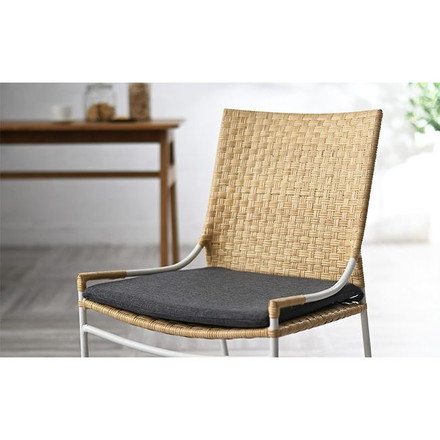 ダイニングチェア 椅子 いす カフェ パーソナルチェア 籐椅子 ラタン アルミ クッション ナチュラル 北欧