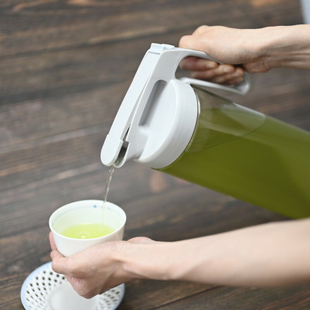 EMBALANCE エンバランス ピッチャー 2.1L シームレス パッキン一体型 ワンタッチ 耐熱 プラスチック エンバランス加工 ウォータージャグ ウォーターポット 麦茶ポット 横置き 縦置き おしゃれ