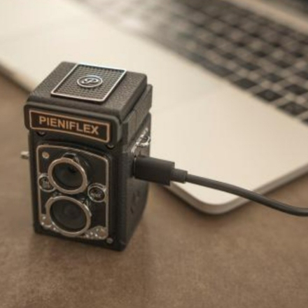 デジタルカメラ ケンコー トイカメラ PIENIFLEX M ブラック KC-FM12