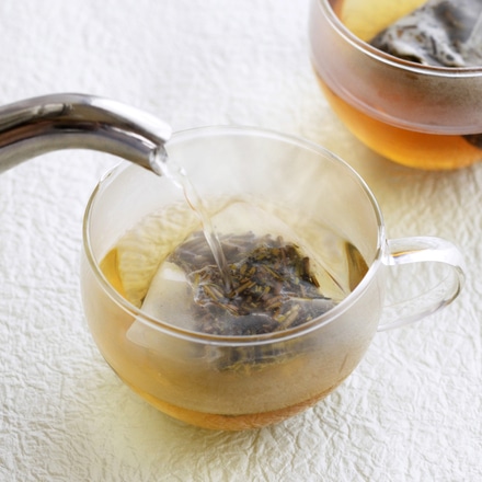 日本ノ茶葉「彩り茶缶ティーバッグセット」（上級煎茶ティーバッグ 4g×6P、茎焙じ茶ティーバッグ 3g×5P）