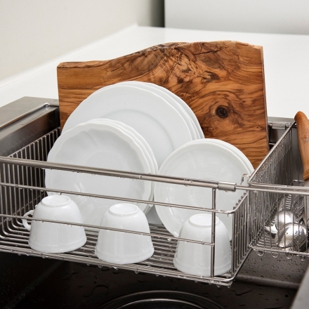 ラバーゼ シンクインバスケット 伸縮式 シンクに渡せる 大皿対応 大容量 燕三条 ステンレス 水切りラック