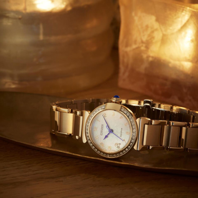 CITIZEN シチズン L エル ARCLY Collection アークリーコレクション EM1123-89D レディース 腕時計 光発電 エコドライブ 白蝶貝 ダイヤル ステンレス サファイアガラス 日常生活用防水