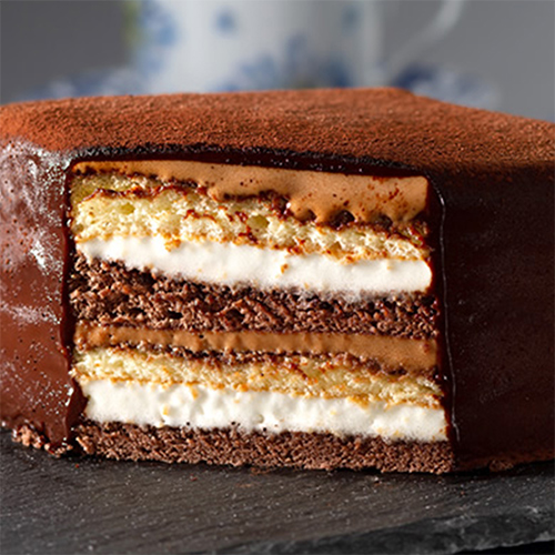 ＜TV番組で紹介＞長崎石畳ショコラ　絶品チョコレートケーキ（ハーフサイズ）　｜　ネオクラシッククローバー（株式会社清水雲仙）・長崎県 【北海道・沖縄・離島 お届け不可】