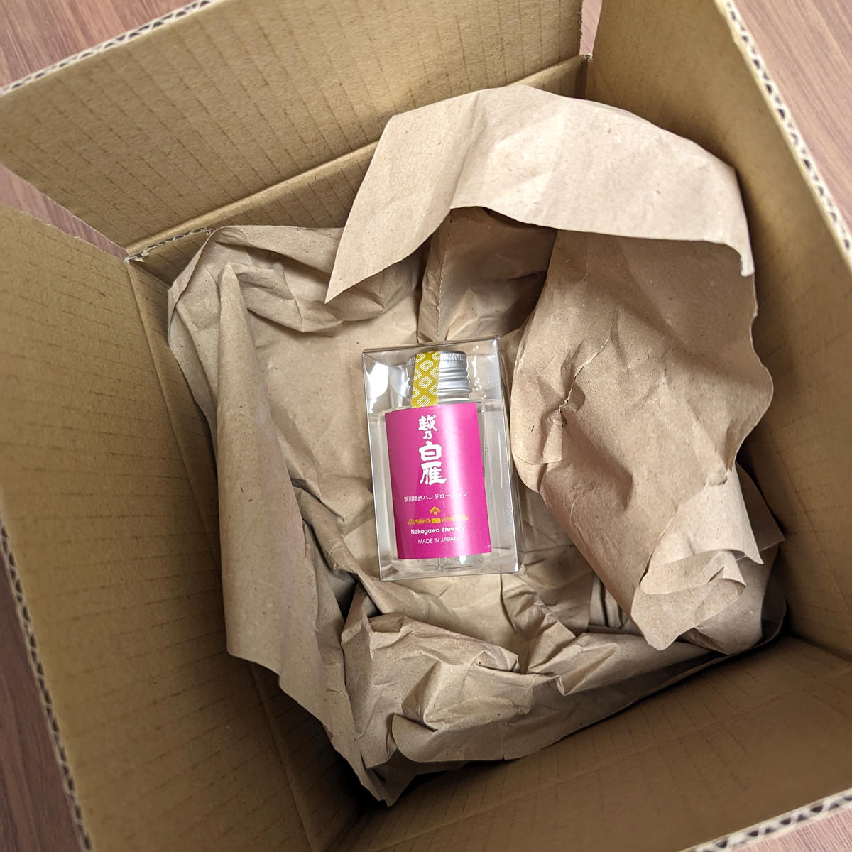新潟地酒ハンドローション 越乃白雁 〔100ml〕 ハンドケア 化粧水