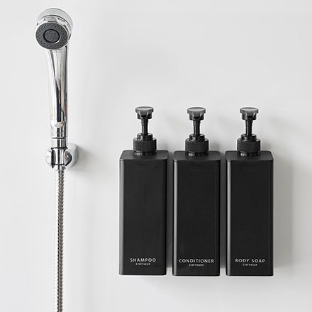 tower タワー たっぷり洗剤が出るマグネットディスペンサー ボディソープ ブラック 1537