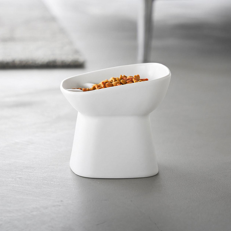 nooks 早食い防止陶器ペットフードボウル ヌークス 斜め H11.5 山崎実業 10557 10558 / ホワイト