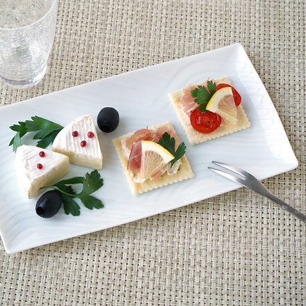 たち吉　白磁さらさ　焼物皿〈5枚〉　3500039　白