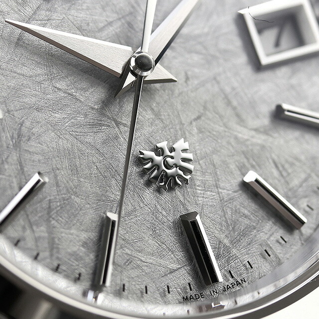 ザシチズン 年差±5秒 イーグルフェザーパターン文字板 高精度 光発電エコドライブ 腕時計 メンズ チタン ソーラー THE CITIZEN AQ4100-57B アナログ シルバー 日本製 高級 ブランド おしゃれ 防水 プレゼント 男性 実用的