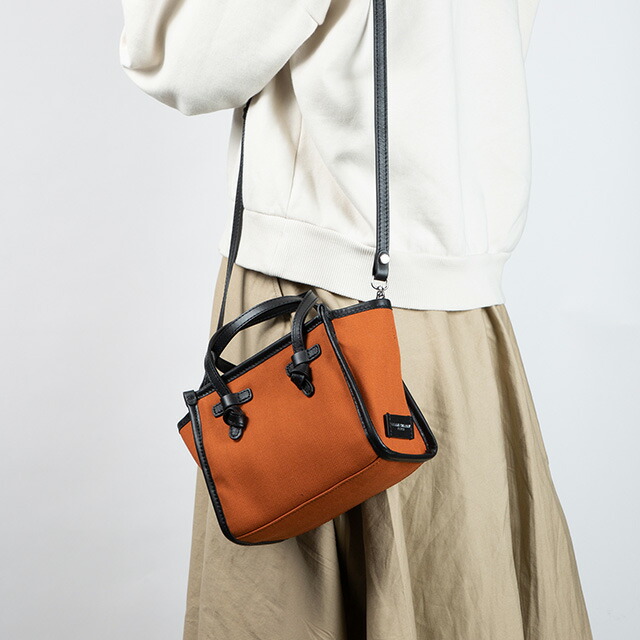 ジャンニキアリーニ ハンドバッグ レディース ブランド GIANNI CHIARINI BS 8065 CNV-SE オレンジ 軽量 小さめ 手提げ 高級 おしゃれ プレゼント 女性 実用的 かわいい