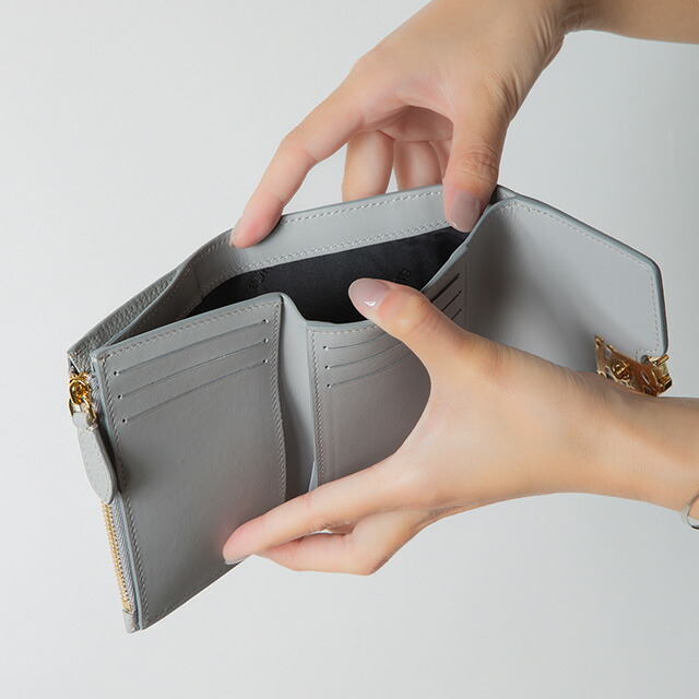 バ－バリ－ 三つ折り財布 レディース ブランド BURBERRY 8070433 グレー ウォレット 高級 おしゃれ プレゼント 実用的