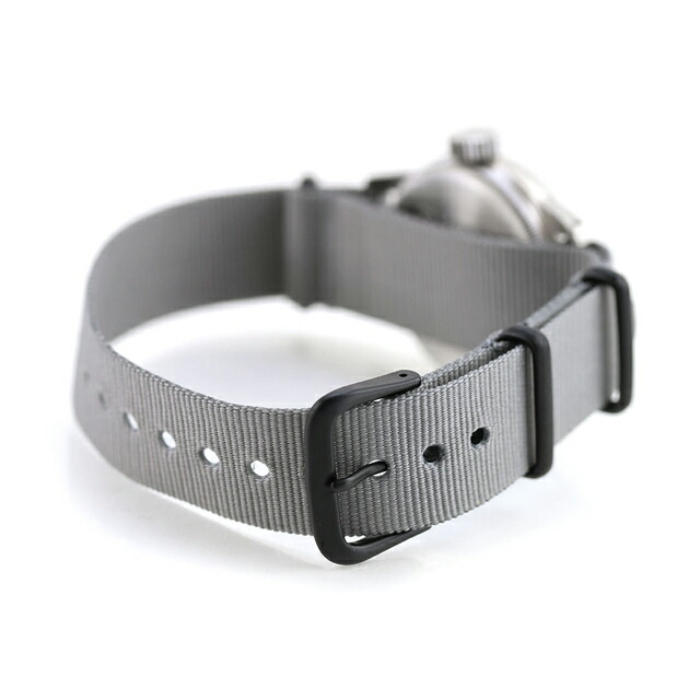 モントルロロイ ミリタリーウォッチ THE TUXEDO DIAL WATCH Gray クォーツ 電池式 腕時計 ブランド メンズ M.R.M.W. txd-gray-06GRYN アナログ グレー 日本製 おしゃれ 防水 プレゼント 男性 実用的