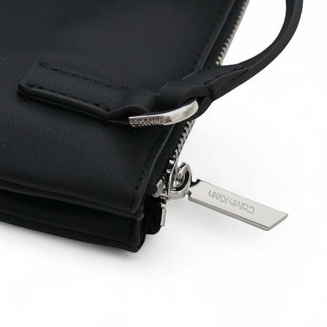 カルバンクライン CALVIN KLEIN ショルダーバッグ K60K608409-BAX レディース ブラック ブランド 斜めがけ 高級 おしゃれ プレゼント 女性 実用的 かわいい