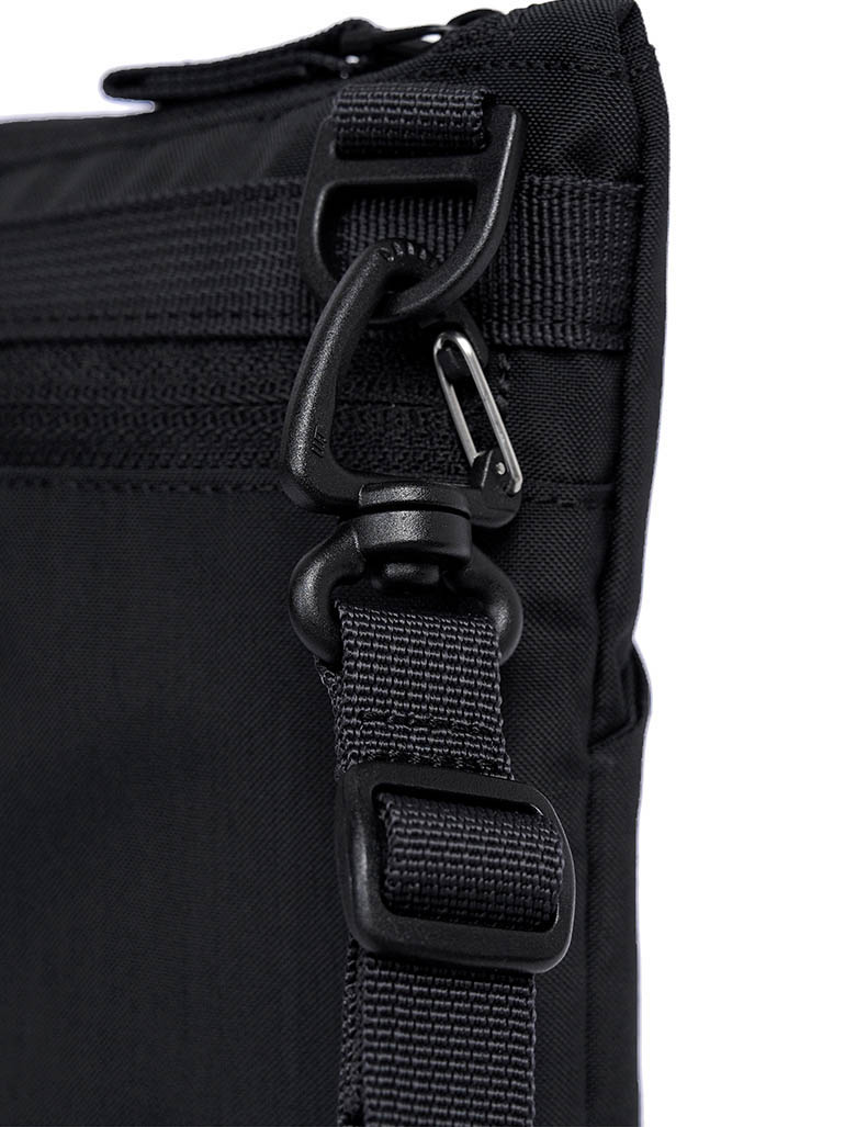 AIGLE ONHBJ55 撥水 サコッシュ ショルダーバッグ ブラック FREE