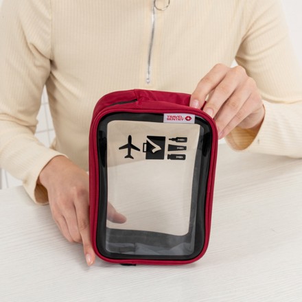 TRAVEL SENTRY トイレタリーポーチ レッド