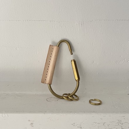 真鍮引き立つキーリング キーホルダー キナリ