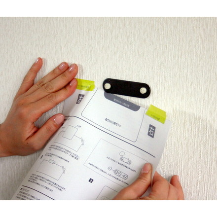 Latree(ラトレ) TILEシリーズ 無垢の印鑑スタンドクロスピン使用タイプ 壁掛け ビーチ+ウォールナット材 ウォールラック