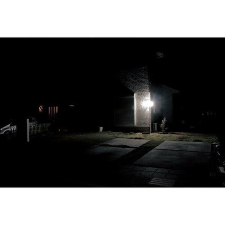 LEDセンサーライト 4灯式 4000ルーメン ACコンセントタイプ DLA-10T400 大進 防雨構造 点灯切替 最大180° 探知角度最長12m探知距離 約5秒~5分点灯時間 常時点灯 明るさ調整