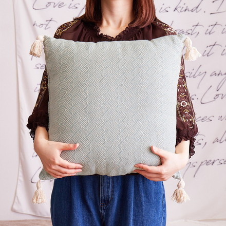 インド綿 背当てクッション アルト 約45×45cm ふっくら コットン100% タッセル付き グリーン[270078982]