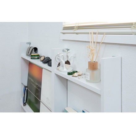 薄型マガジンラック 幅60cm ホワイト スリム 北欧 壁 コンパクト 省スペース 玄関収納 壁面収納 玄関 スリッパ