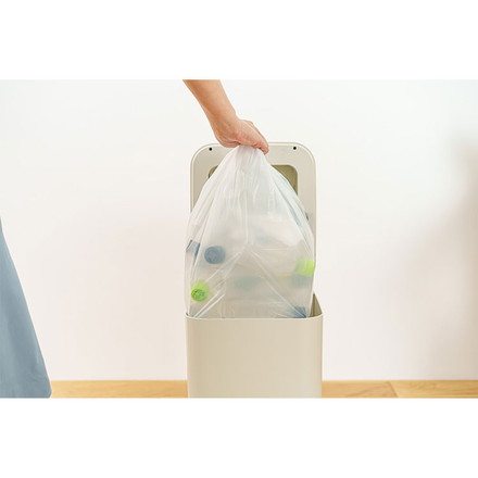 全自動スマートゴミ箱 ELBIN 15L 自動開閉 常時開閉 自動密封 自動セット 充電式 UVライト除菌 音声ガイド QUADS QS557IV アイボリー