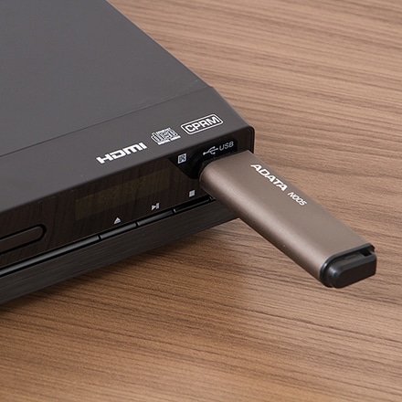 simplus DVDプレーヤー 再生専用 AVケーブル付属 リモコン付き USBメモリ対応 1年メーカー保証 シンプル コンパクト CDプレーヤー DVDプレイヤー SP-DVD01 シンプラス ブラック