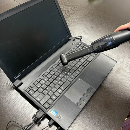 充電式クリーナー ハンディ クリーナー 掃除機 アタッチメント付き ミニ掃除機 車 車内 キーボード 軽量 288g